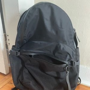 Lululemon all hours backpack EUC